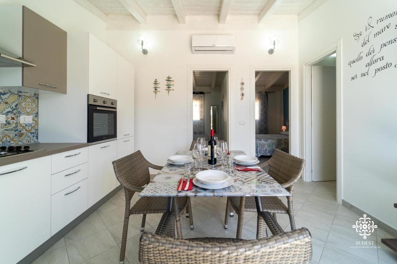 Borgo Marino Beach Residence Lampedusa Exterior photo
