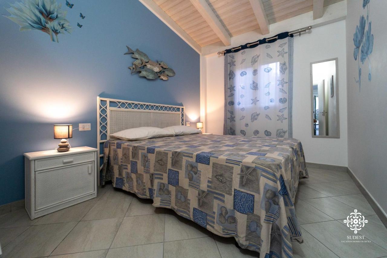 Borgo Marino Beach Residence Lampedusa Exterior photo